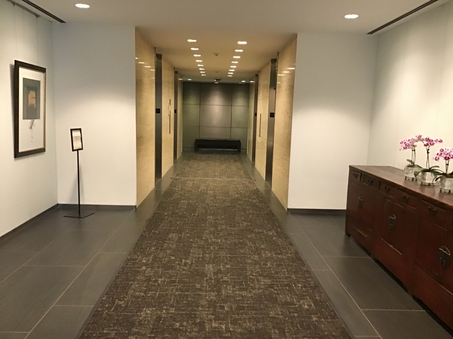 2800 N Lake Shore Drive 2813