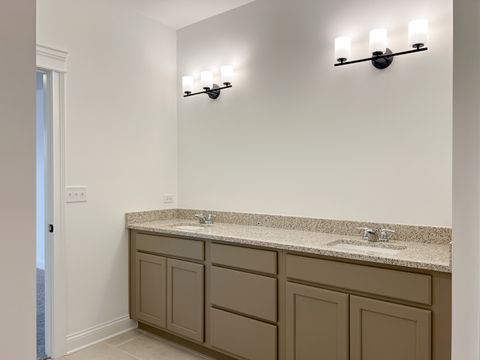 Tiny photo for 26420 Bluebell Court, Channahon, IL 60410 (MLS # 12453030)