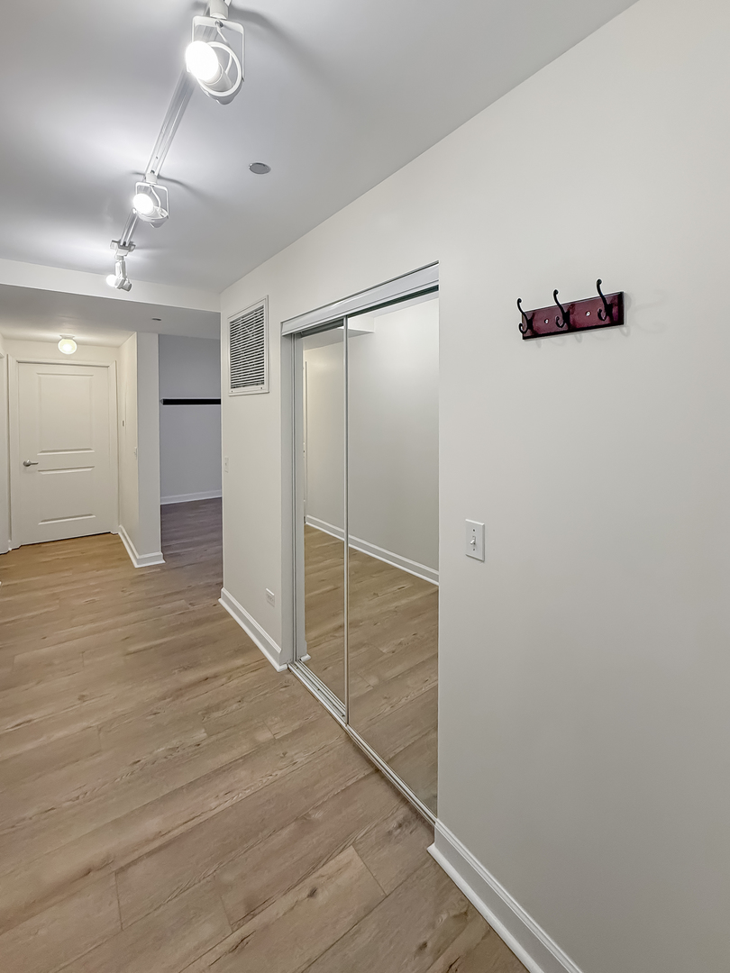 720 W Randolph Street 608