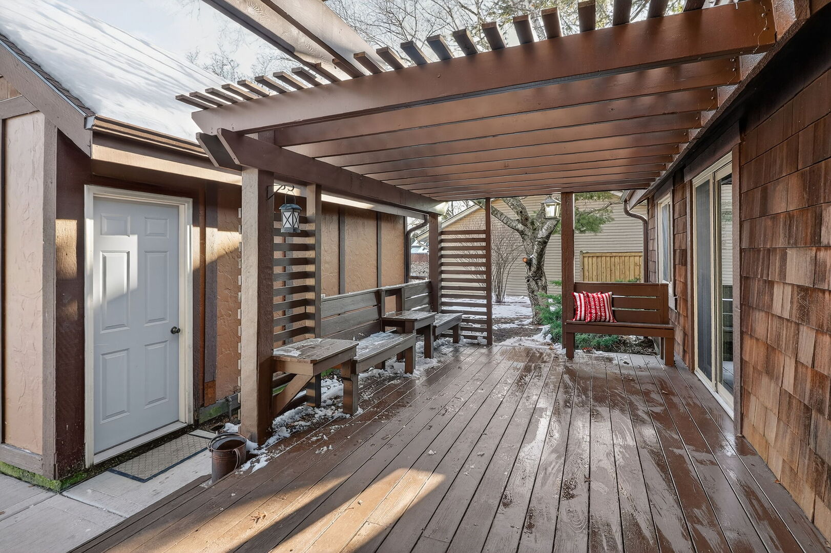 2S600 Angeline Court