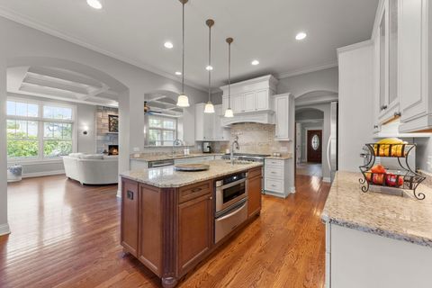 Tiny photo for 4947 Stonewall Avenue, Downers Grove, IL 60515 (MLS # 12529557)