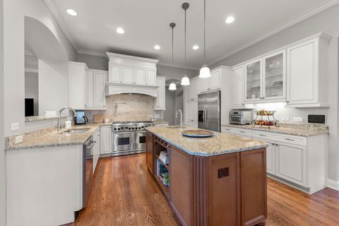 Tiny photo for 4947 Stonewall Avenue, Downers Grove, IL 60515 (MLS # 12529557)