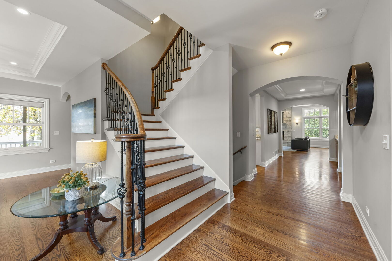 4947 Stonewall Avenue