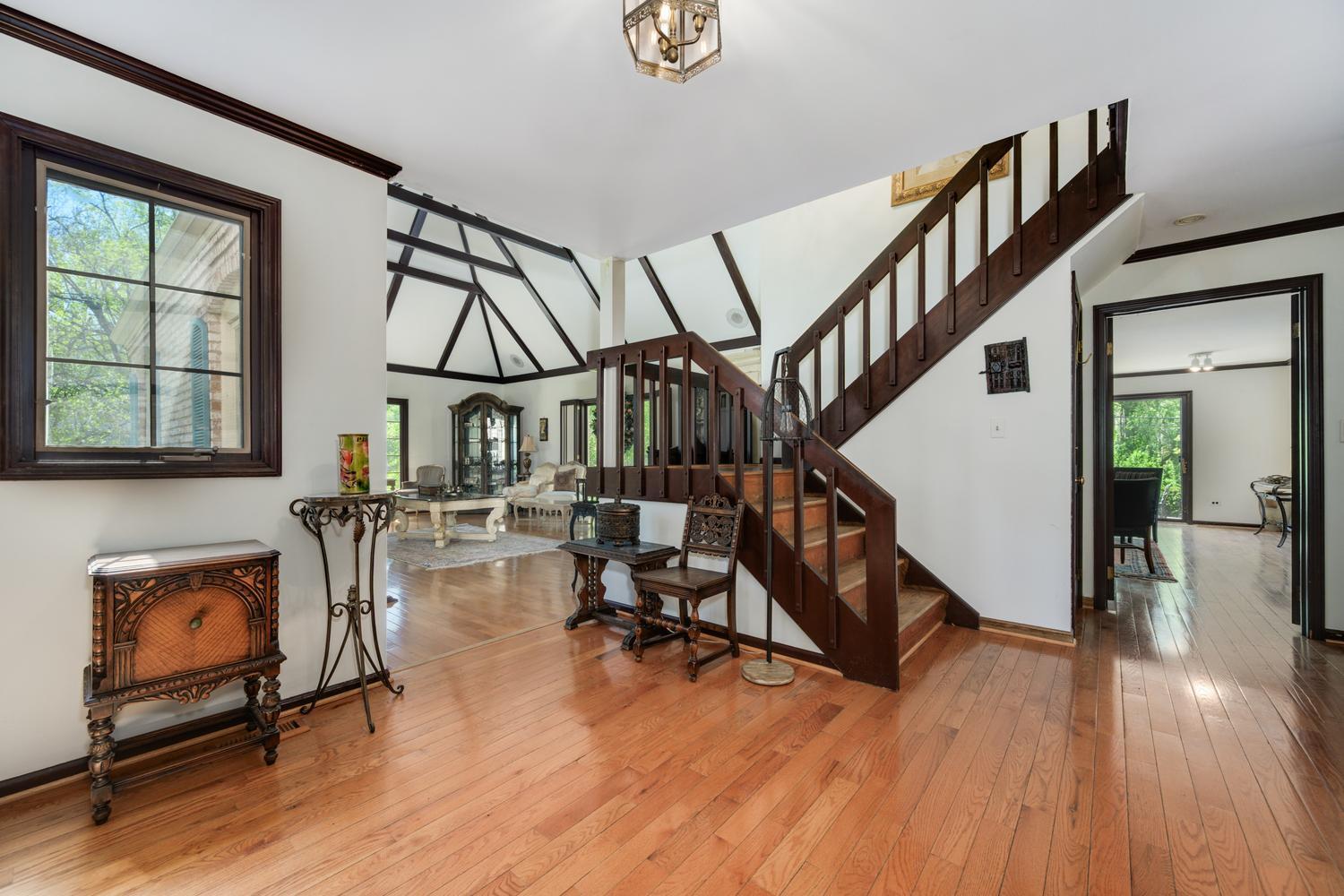 1340 Wood Hill Lane