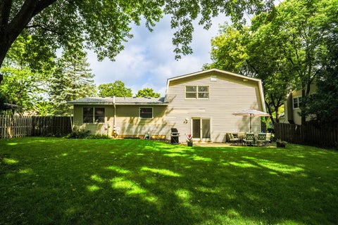 Tiny photo for 1031 Shari Lane, Libertyville, IL 60048 (MLS # 12743927)