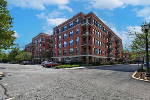 Tiny photo for 2335 W Belle Plaine Avenue #118, Chicago, IL 60618 (MLS # 12711835)