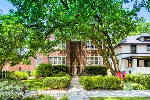 Photo of 433 S East Avenue #2S, Oak Park, IL 60302 (MLS # 12718780)