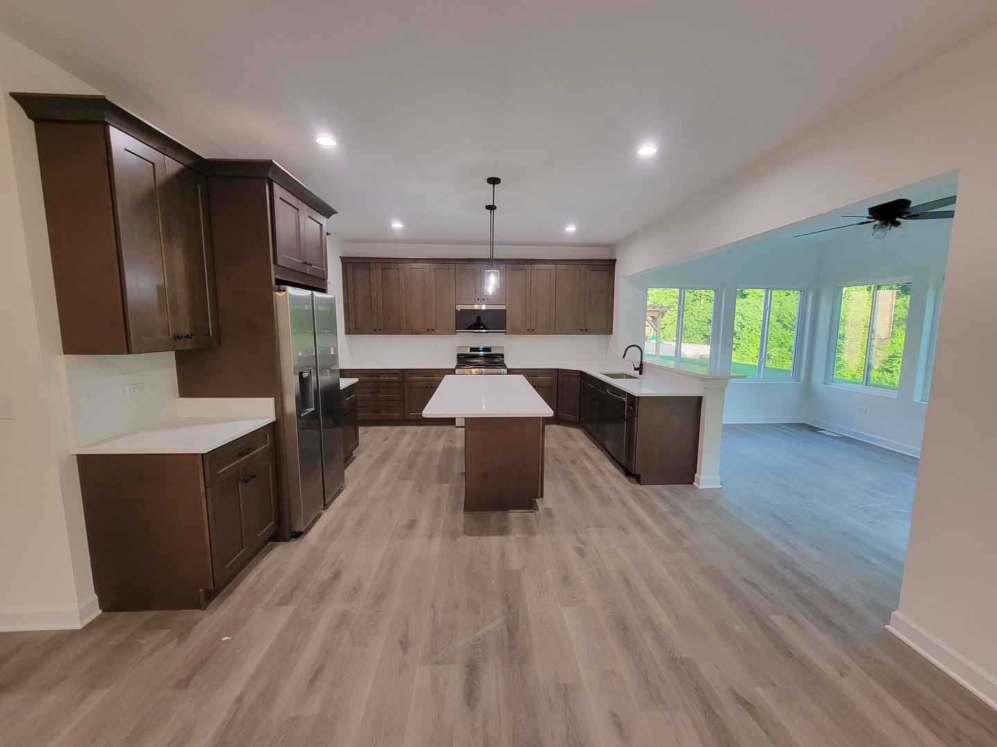 2412 Fleetwood Drive