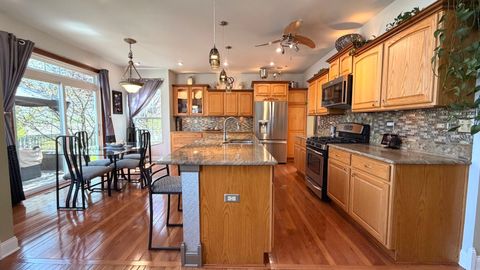 Tiny photo for 6 Glenview Court, Bolingbrook, IL 60490 (MLS # 12615020)