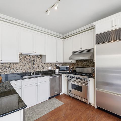 Tiny photo for 233 E 13TH Street #1209, Chicago, IL 60605 (MLS # 12511160)