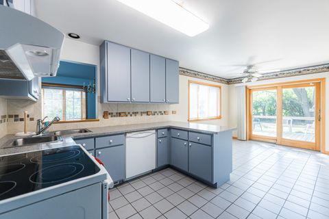 Tiny photo for 312 Olsen Street, Yorkville, IL 60560 (MLS # 12475574)