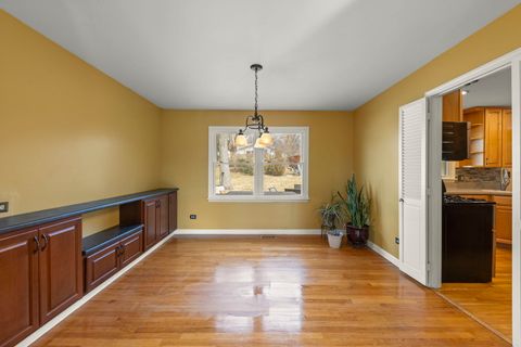 Tiny photo for 706 Crest Lane, Lisle, IL 60532 (MLS # 12591004)