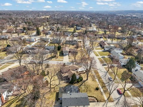 Tiny photo for 706 Crest Lane, Lisle, IL 60532 (MLS # 12591004)