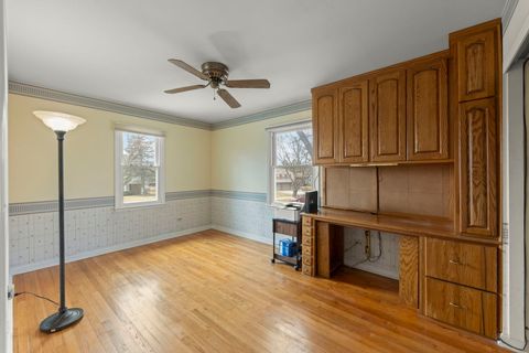 Tiny photo for 706 Crest Lane, Lisle, IL 60532 (MLS # 12591004)