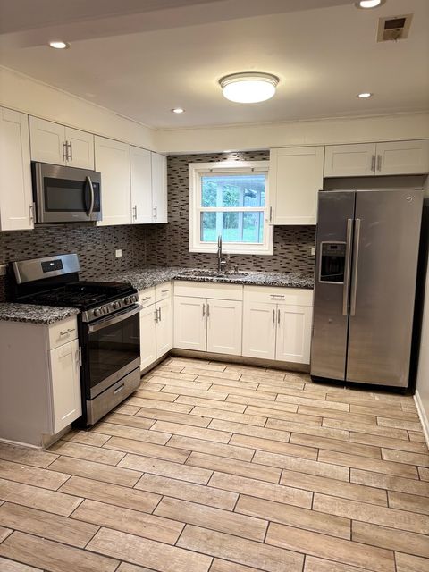 Tiny photo for 332 Mohawk Street, Park Forest, IL 60466 (MLS # 12408242)