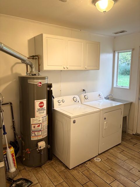 Tiny photo for 332 Mohawk Street, Park Forest, IL 60466 (MLS # 12408242)