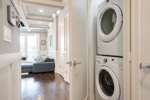 Tiny photo for 6438 S Woodlawn Avenue #3N, Chicago, IL 60637 (MLS # 12607183)