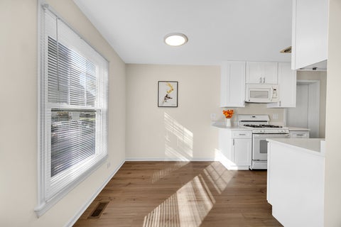 Tiny photo for 339 Farmington Lane, Vernon Hills, IL 60061 (MLS # 12796281)