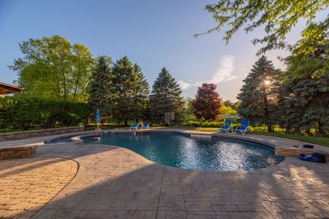 Tiny photo for 4N918 WEST WOODS Drive, St. Charles, IL 60175 (MLS # 12649549)