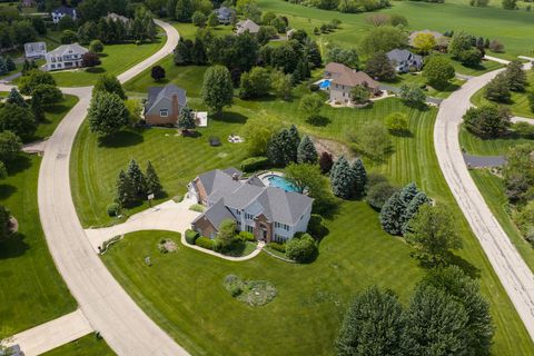 Tiny photo for 4N918 WEST WOODS Drive, St. Charles, IL 60175 (MLS # 12649549)