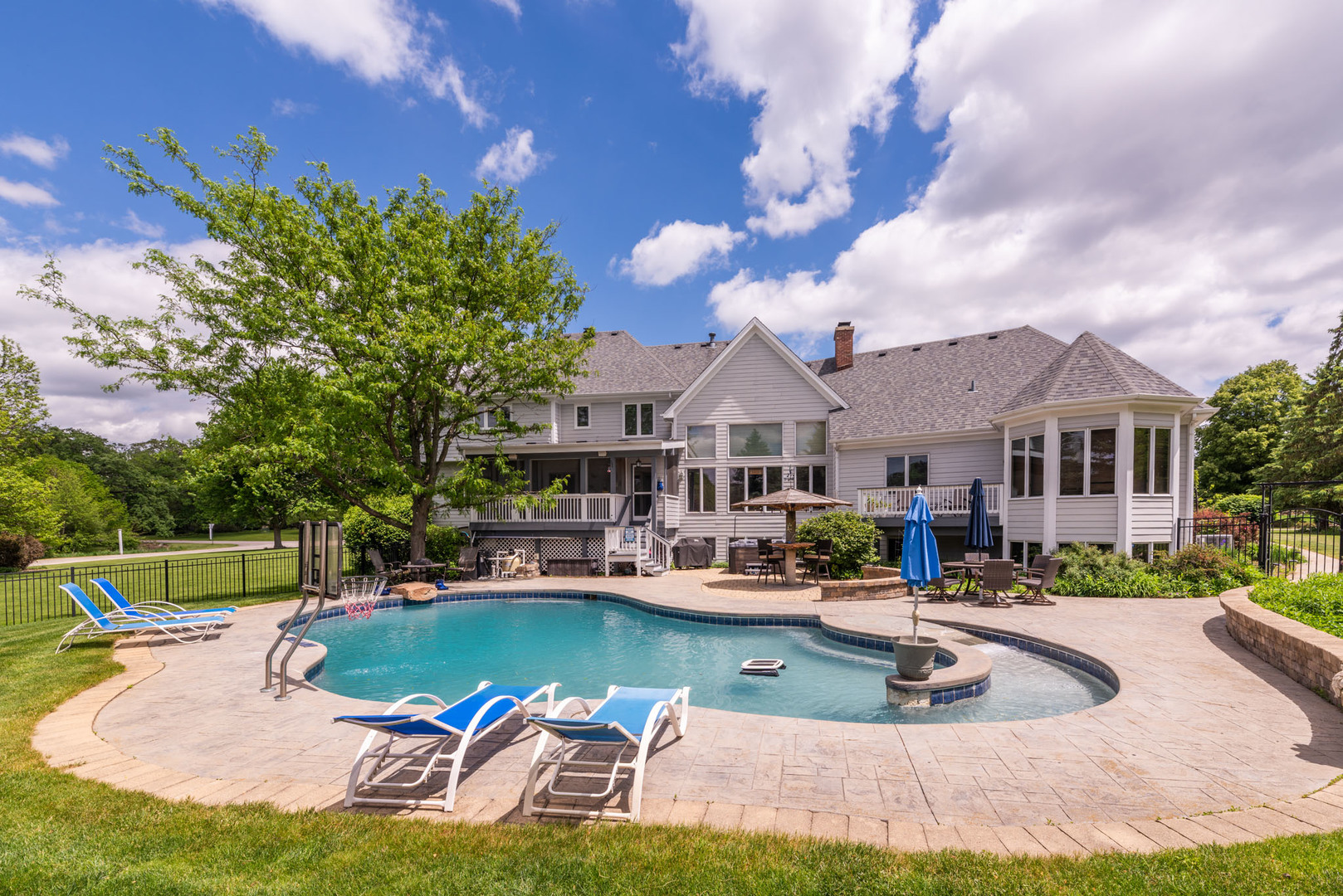 4N918 WEST WOODS Drive