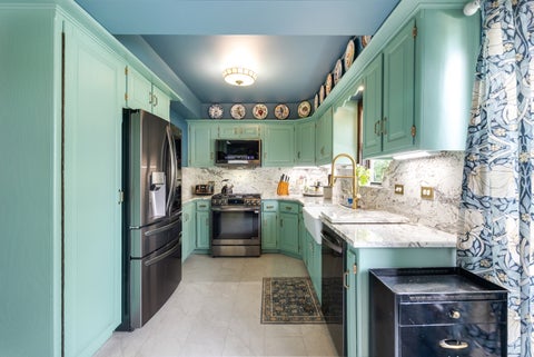 Tiny photo for 603 Singer Avenue, Lemont, IL 60439 (MLS # 12763492)