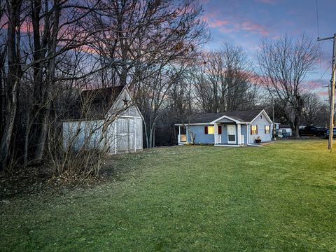 Tiny photo for 200 E Grove Street, Utica, IL 61373 (MLS # 12547266)