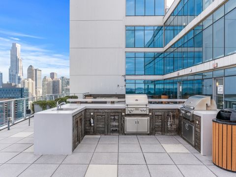 Tiny photo for 303 W OHIO Street #1507, Chicago, IL 60654 (MLS # 12493546)
