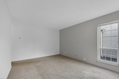 Tiny photo for 29W456 Blackthorn Lane, Warrenville, IL 60555 (MLS # 12768035)