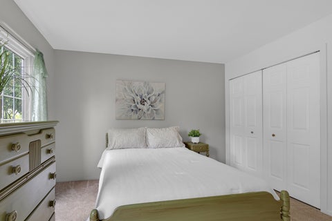 Tiny photo for 29W456 Blackthorn Lane, Warrenville, IL 60555 (MLS # 12768035)
