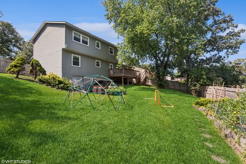 Tiny photo for 100 Concord Lane, Bolingbrook, IL 60440 (MLS # 12474079)