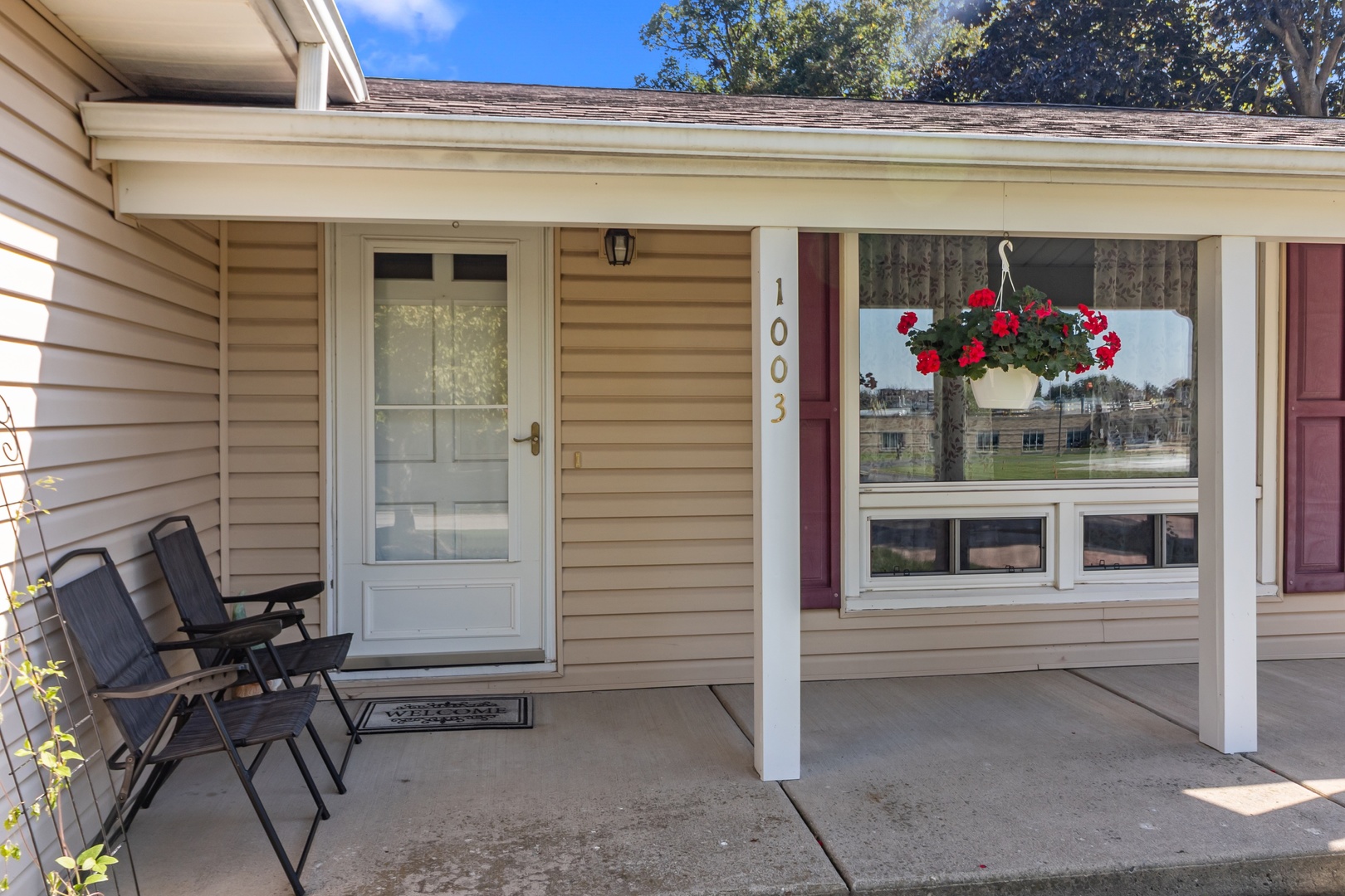 1003 N Hayes Street N