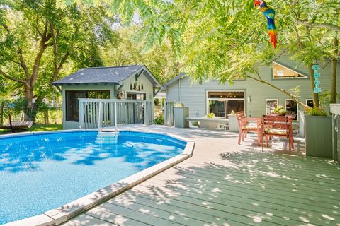 Tiny photo for 20665 N Weiland Road, Lincolnshire, IL 60069 (MLS # 12526441)