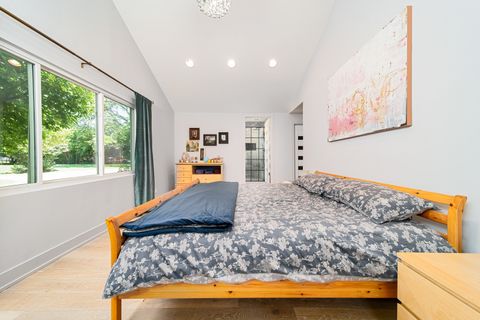 Tiny photo for 20665 N Weiland Road, Lincolnshire, IL 60069 (MLS # 12526441)