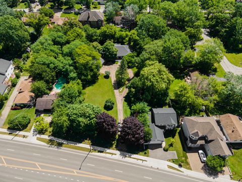 Tiny photo for 20665 N Weiland Road, Lincolnshire, IL 60069 (MLS # 12526441)