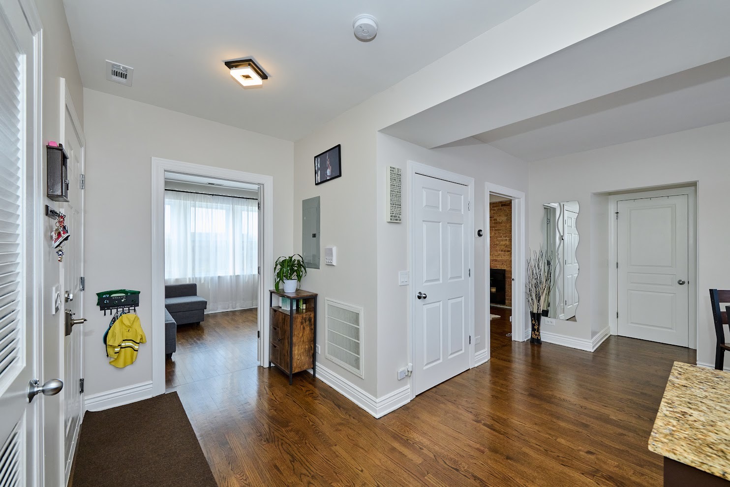 2840 W Glenlake Street 3D