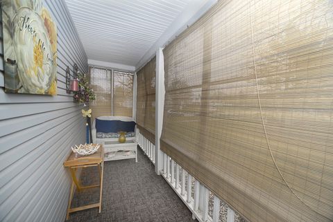 Tiny photo for 804 5th Avenue, Mendota, IL 61342 (MLS # 12612013)