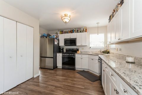 Tiny photo for 1811 Prairie Ridge Drive, Plainfield, IL 60586 (MLS # 12468878)