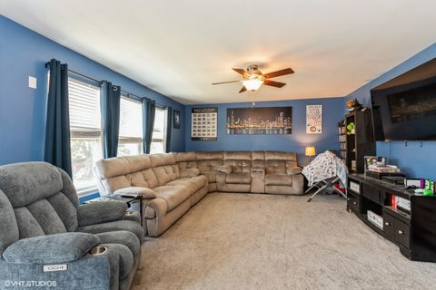 Tiny photo for 1811 Prairie Ridge Drive, Plainfield, IL 60586 (MLS # 12468878)