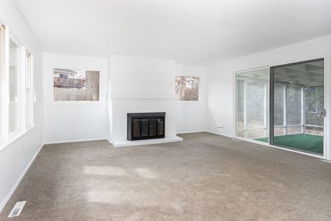 Tiny photo for 1348 Dairy Lane, Mundelein, IL 60060 (MLS # 12571400)