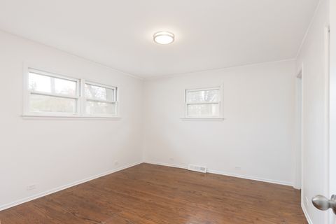 Tiny photo for 1348 Dairy Lane, Mundelein, IL 60060 (MLS # 12571400)