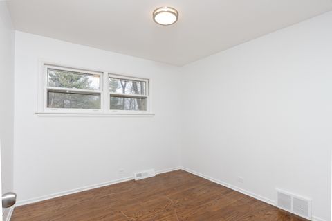 Tiny photo for 1348 Dairy Lane, Mundelein, IL 60060 (MLS # 12571400)