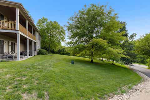 Tiny photo for 33 Sugarcreek Trail, Galena, IL 61036 (MLS # 12733565)