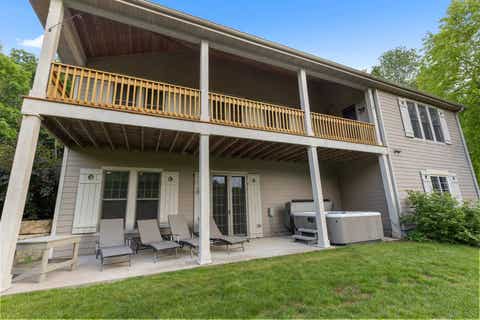 Tiny photo for 33 Sugarcreek Trail, Galena, IL 61036 (MLS # 12733565)