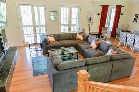 Tiny photo for 33 Sugarcreek Trail, Galena, IL 61036 (MLS # 12733565)