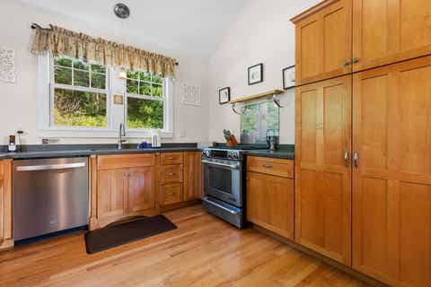 Tiny photo for 33 Sugarcreek Trail, Galena, IL 61036 (MLS # 12733565)