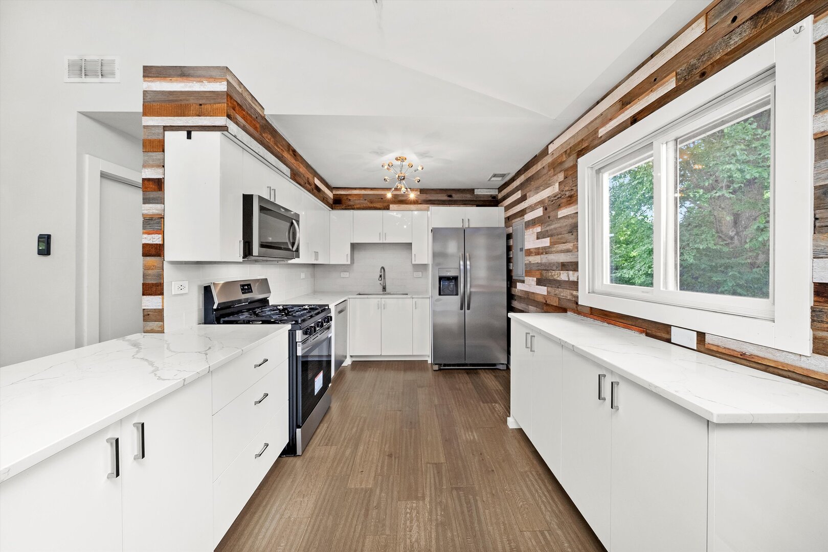 8620 W 170th Street
