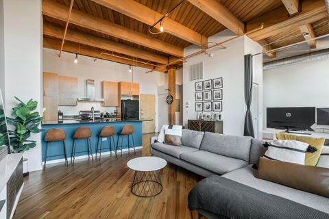 Tiny photo for 1040 W ADAMS Street #417, Chicago, IL 60607 (MLS # 12559901)