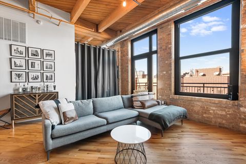 Tiny photo for 1040 W ADAMS Street #417, Chicago, IL 60607 (MLS # 12559901)