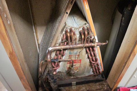 Tiny photo for 6752 S US 45 Road, Brookport, IL 62910 (MLS # EB459607)